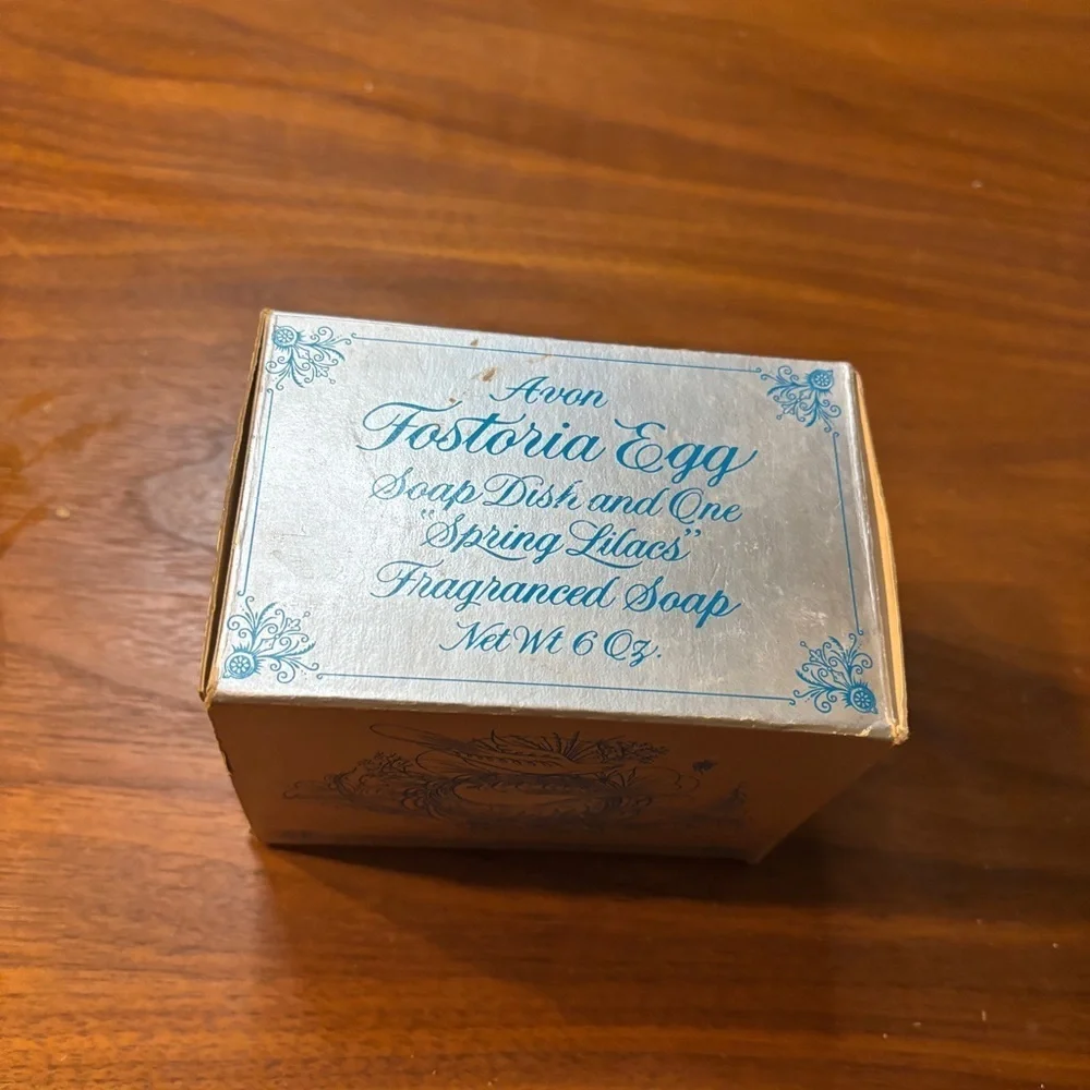 New Vintage Avon Mother's Day Glass Fostoria Egg Soap Dish With original Soap